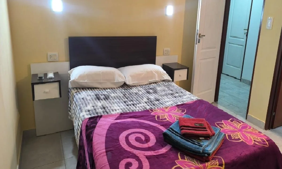 Habitacion Doble H6 (una cama doble) 15m2 ALQUILER TURISTICO centro de Merlo